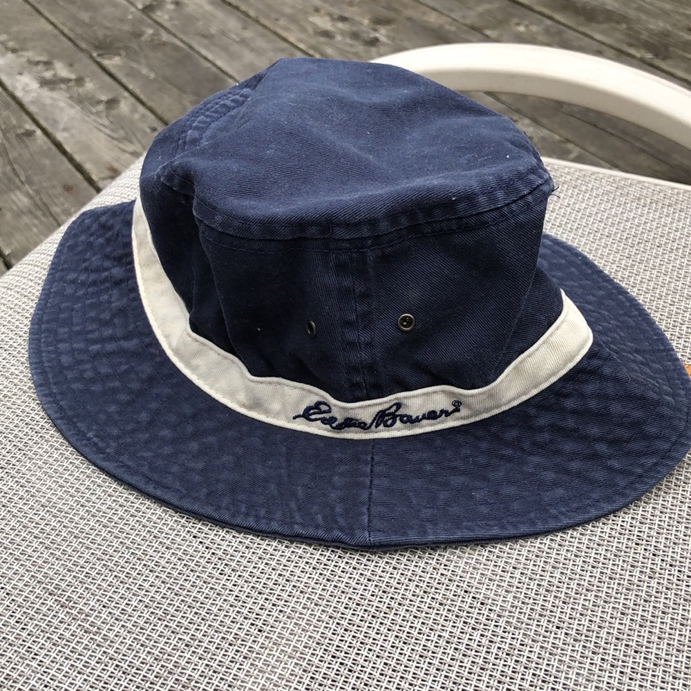 Eddie Bauer bucket hat - Picture 2 of 3